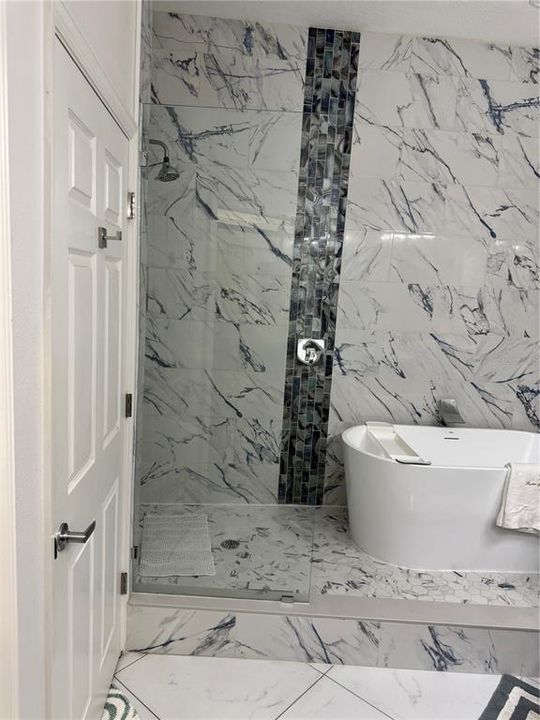 待售: $335,000 (3 贝兹, 2 浴室, 1812 平方英尺)