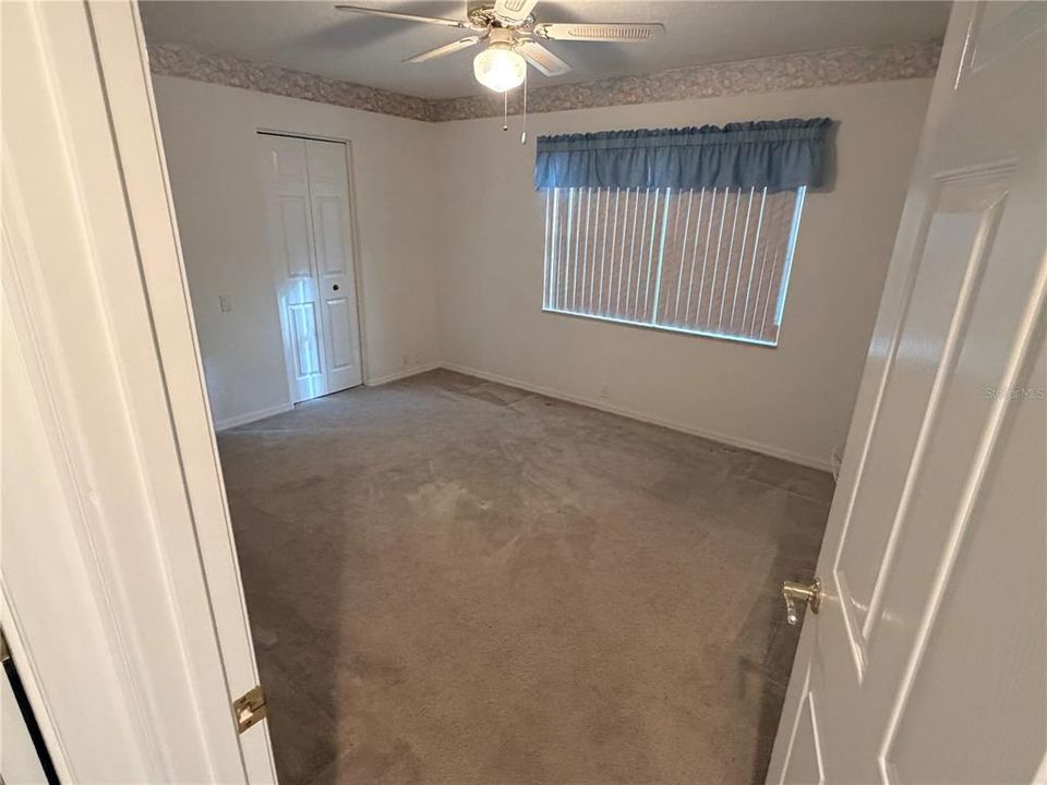 待售: $350,000 (3 贝兹, 2 浴室, 2346 平方英尺)