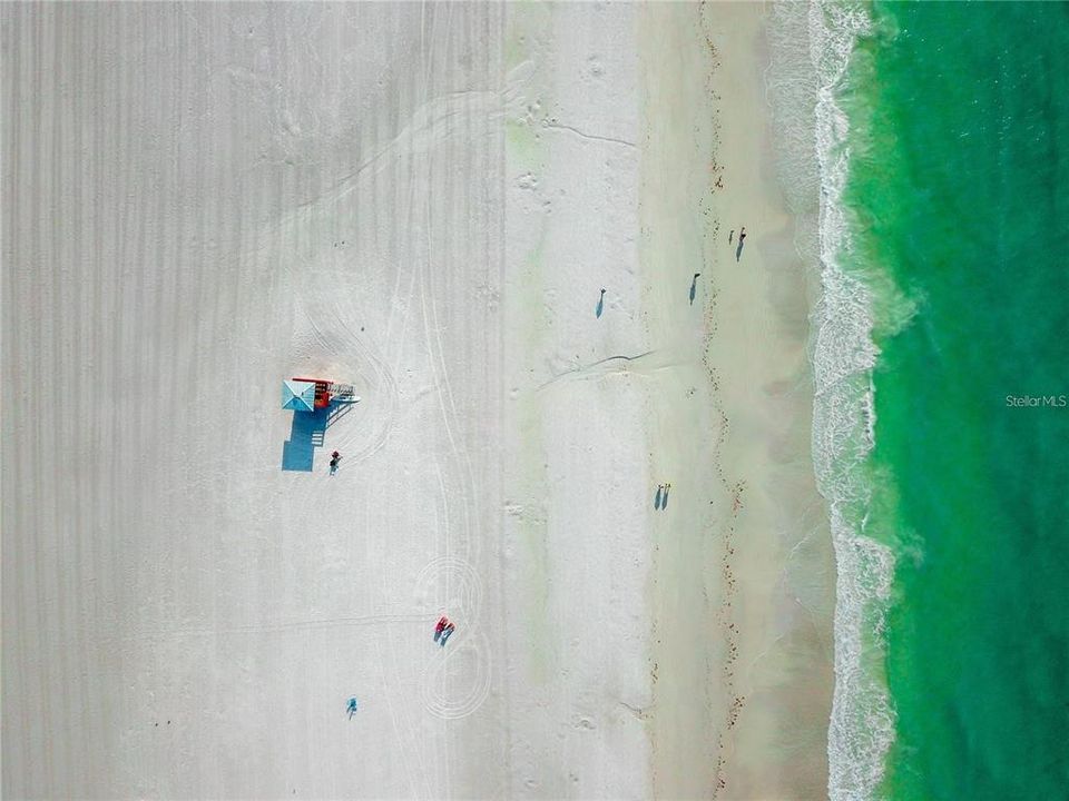 待售: $675,000 (2 贝兹, 1 浴室, 834 平方英尺)