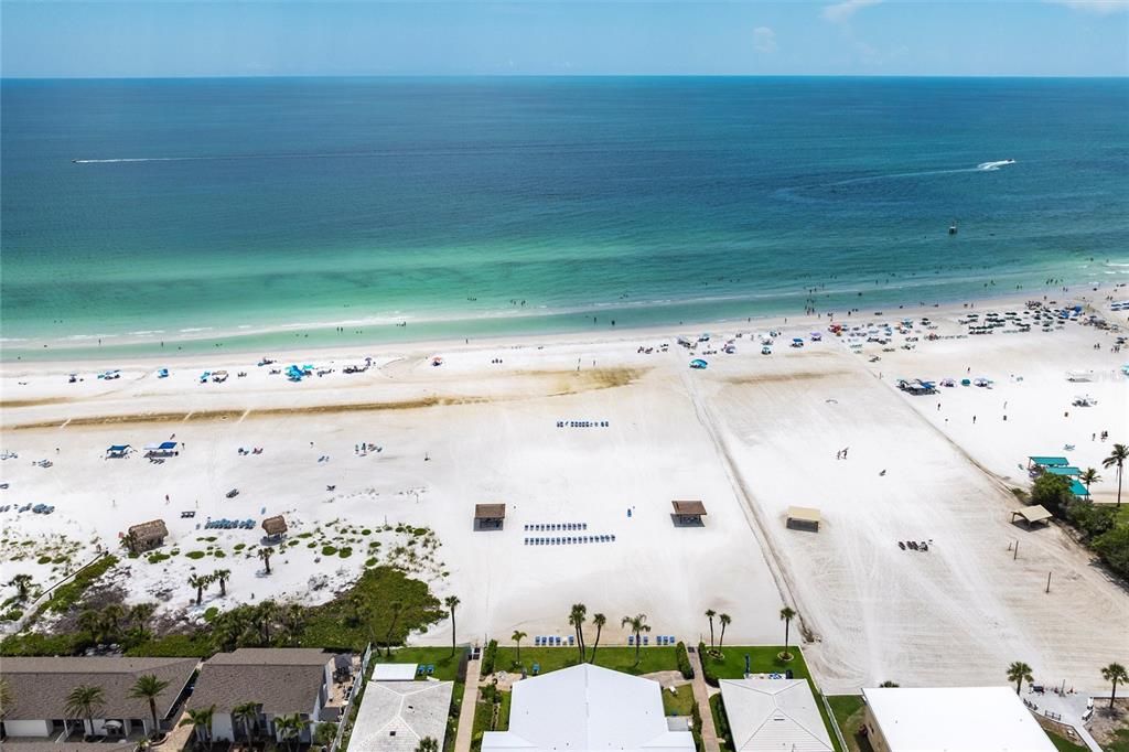 待售: $675,000 (2 贝兹, 1 浴室, 834 平方英尺)