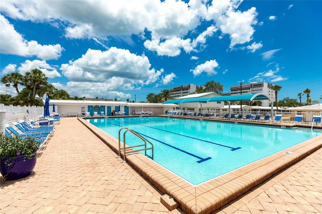 待售: $675,000 (2 贝兹, 1 浴室, 834 平方英尺)