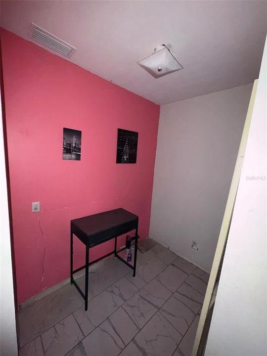 For Sale: $525,000 (5 beds, 3 baths, 1791 Square Feet)