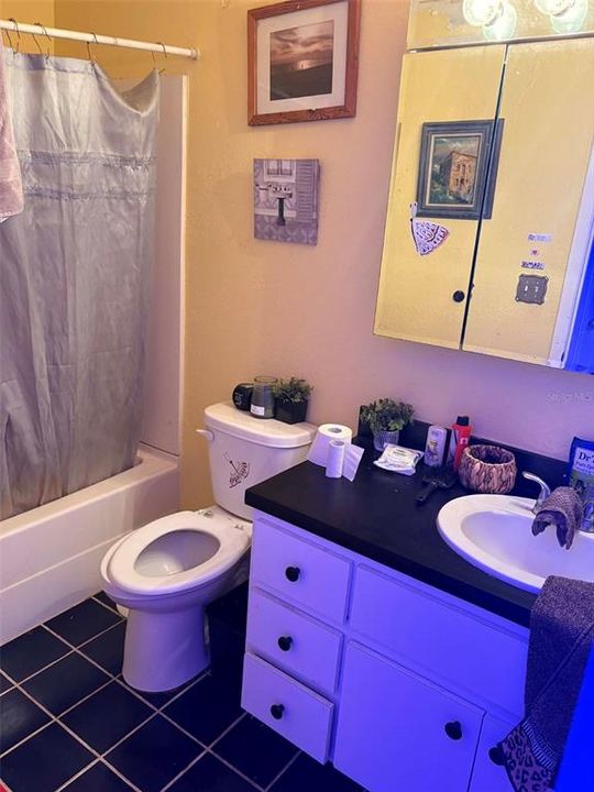 For Sale: $525,000 (5 beds, 3 baths, 1791 Square Feet)