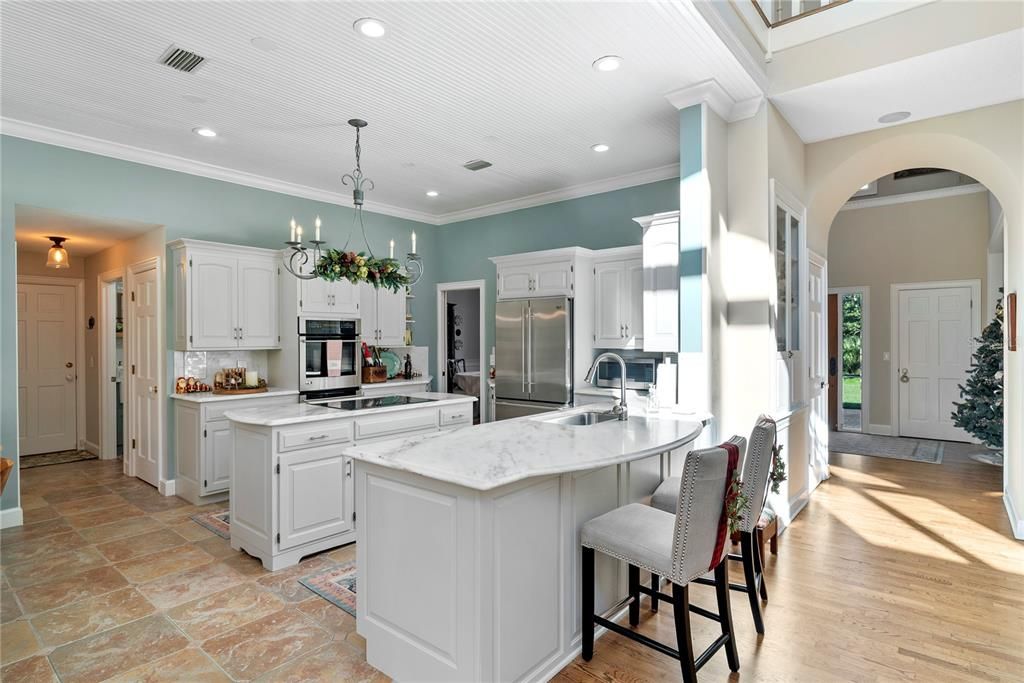 For Sale: $1,150,000 (4 beds, 4 baths, 3683 Square Feet)