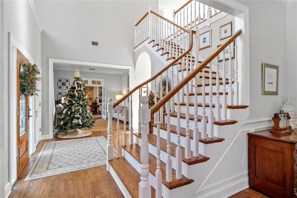 For Sale: $1,150,000 (4 beds, 4 baths, 3683 Square Feet)