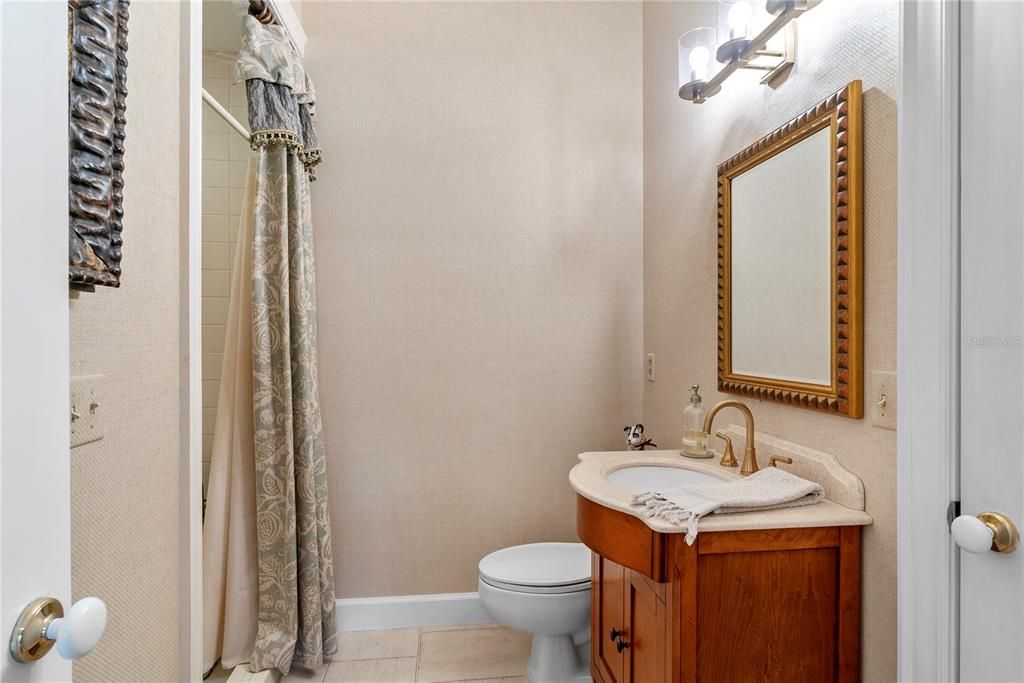 For Sale: $1,150,000 (4 beds, 4 baths, 3683 Square Feet)