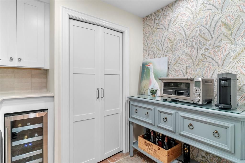 For Sale: $1,150,000 (4 beds, 4 baths, 3683 Square Feet)