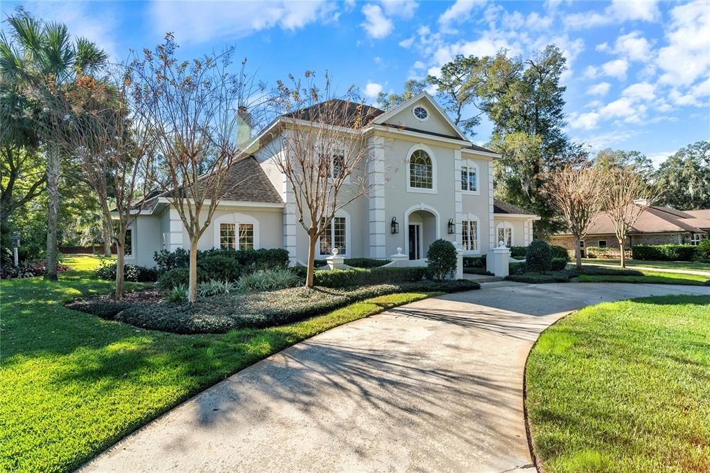 For Sale: $1,150,000 (4 beds, 4 baths, 3683 Square Feet)