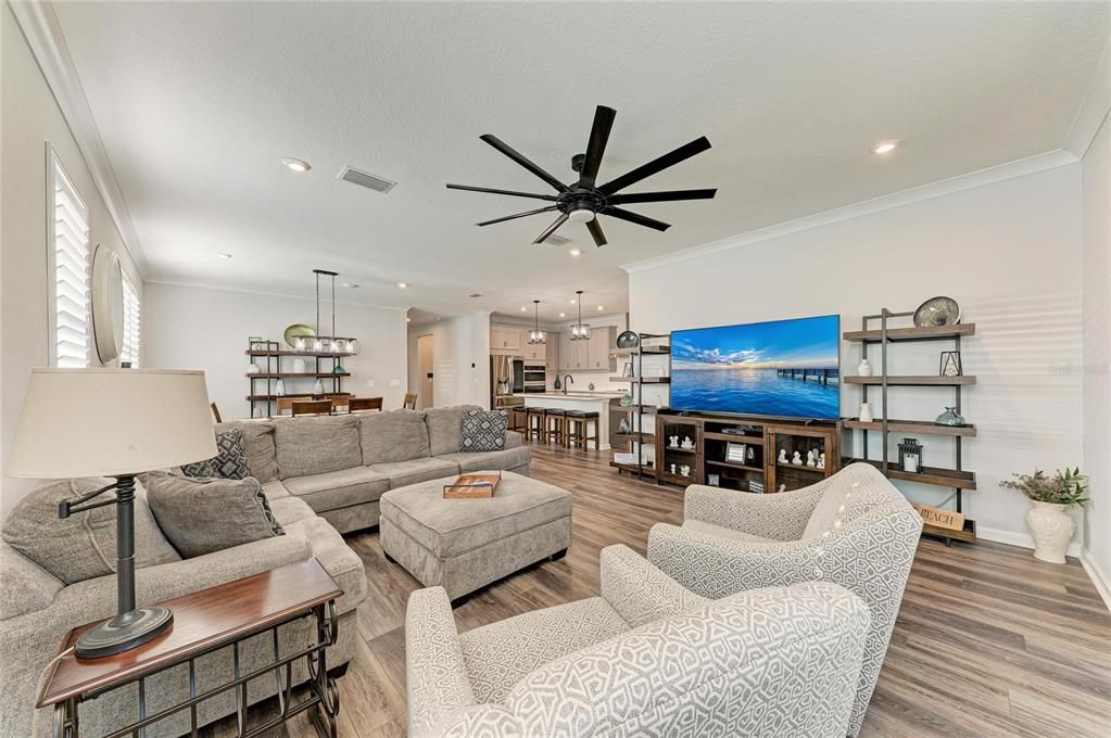 待售: $634,900 (4 贝兹, 3 浴室, 2370 平方英尺)