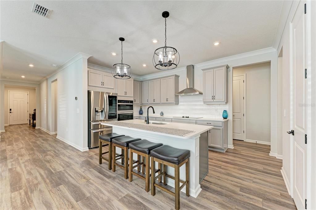 待售: $634,900 (4 贝兹, 3 浴室, 2370 平方英尺)