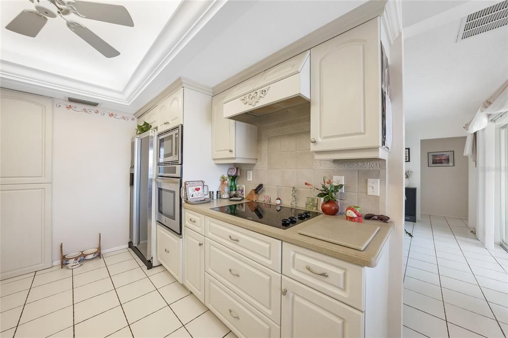 En Venta: $415,000 (3 camas, 2 baños, 1351 Pies cuadrados)