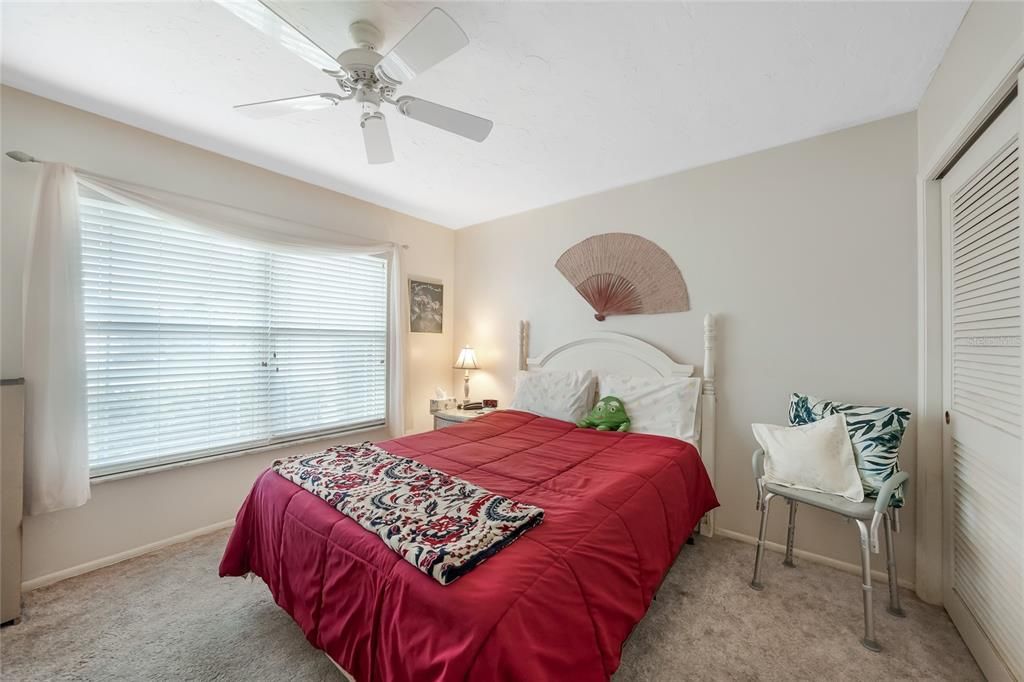 En Venta: $415,000 (3 camas, 2 baños, 1351 Pies cuadrados)