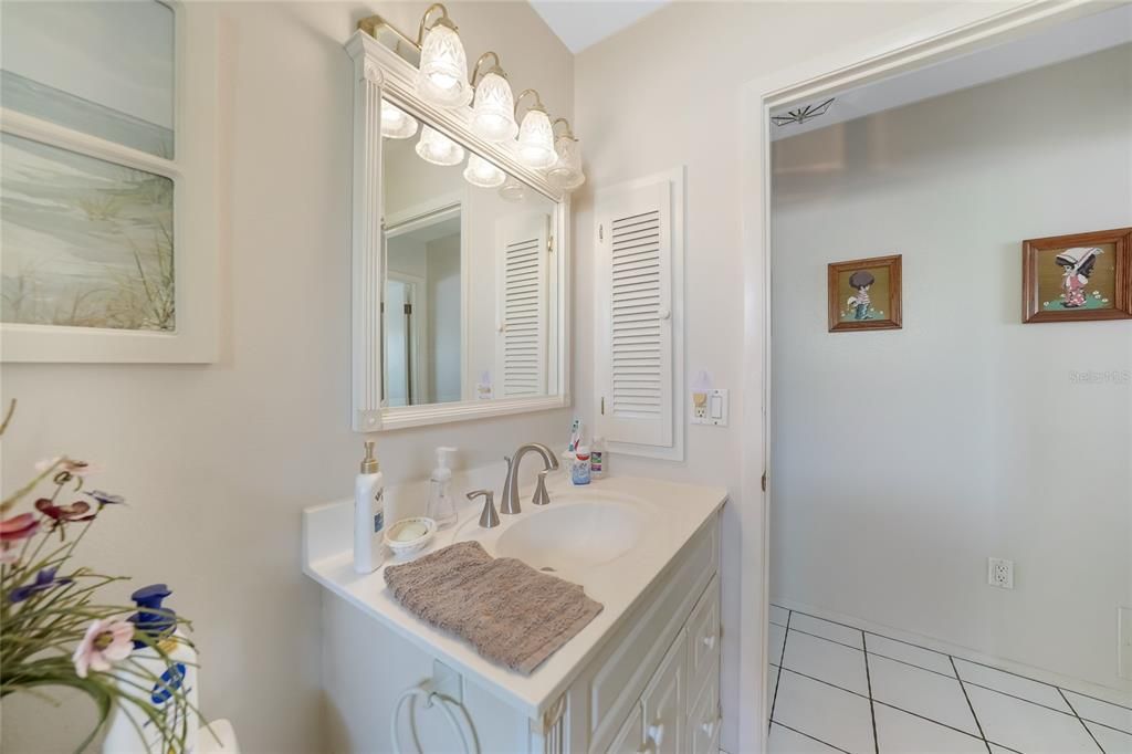 En Venta: $415,000 (3 camas, 2 baños, 1351 Pies cuadrados)