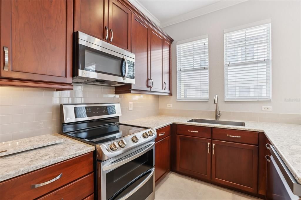 待售: $720,000 (3 贝兹, 2 浴室, 1884 平方英尺)