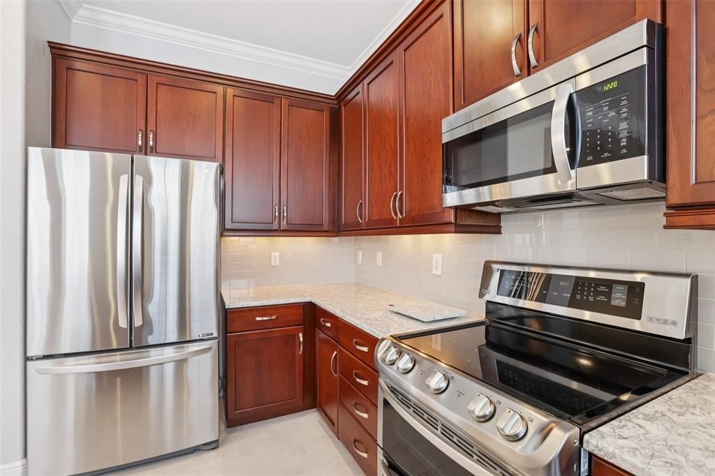 待售: $720,000 (3 贝兹, 2 浴室, 1884 平方英尺)