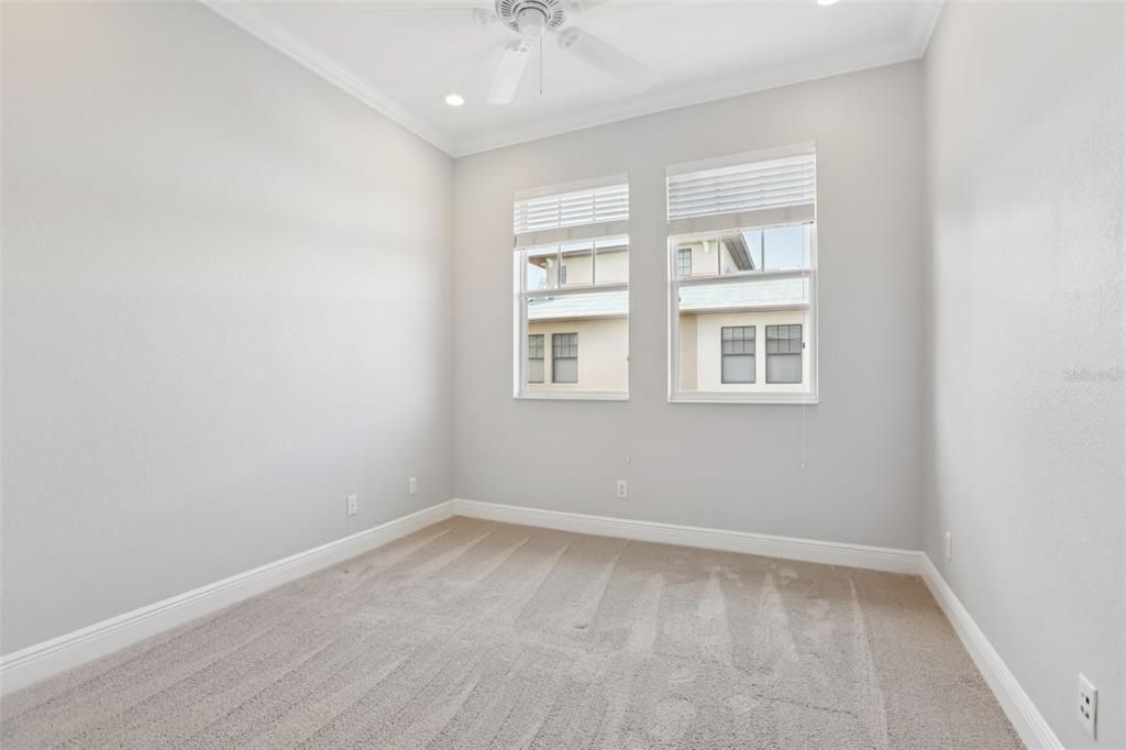 待售: $720,000 (3 贝兹, 2 浴室, 1884 平方英尺)