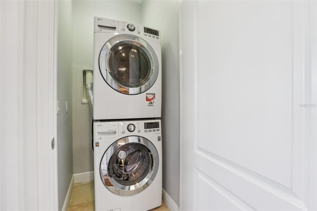 待售: $720,000 (3 贝兹, 2 浴室, 1884 平方英尺)