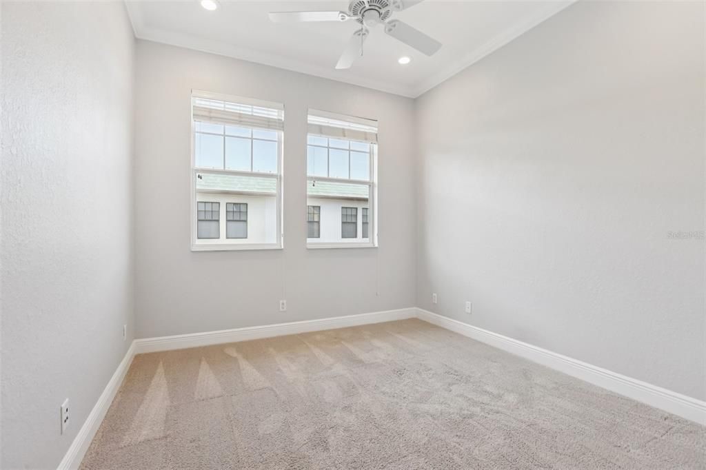 待售: $720,000 (3 贝兹, 2 浴室, 1884 平方英尺)