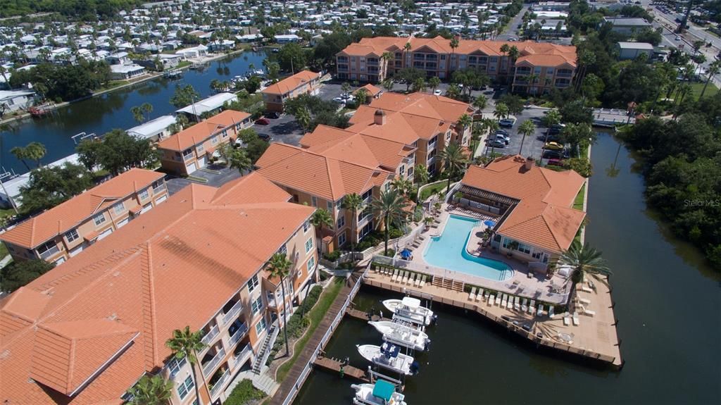 For Rent: $1,750 (1 beds, 1 baths, 654 Square Feet)