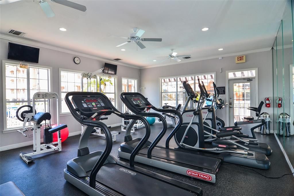 For Rent: $1,750 (1 beds, 1 baths, 654 Square Feet)