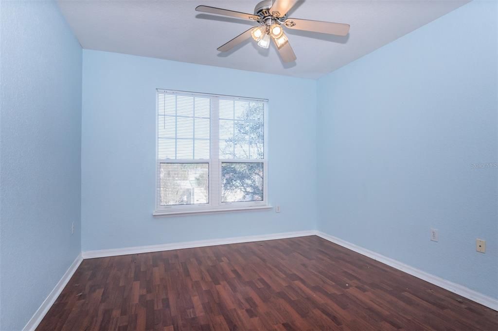 For Rent: $1,750 (1 beds, 1 baths, 654 Square Feet)