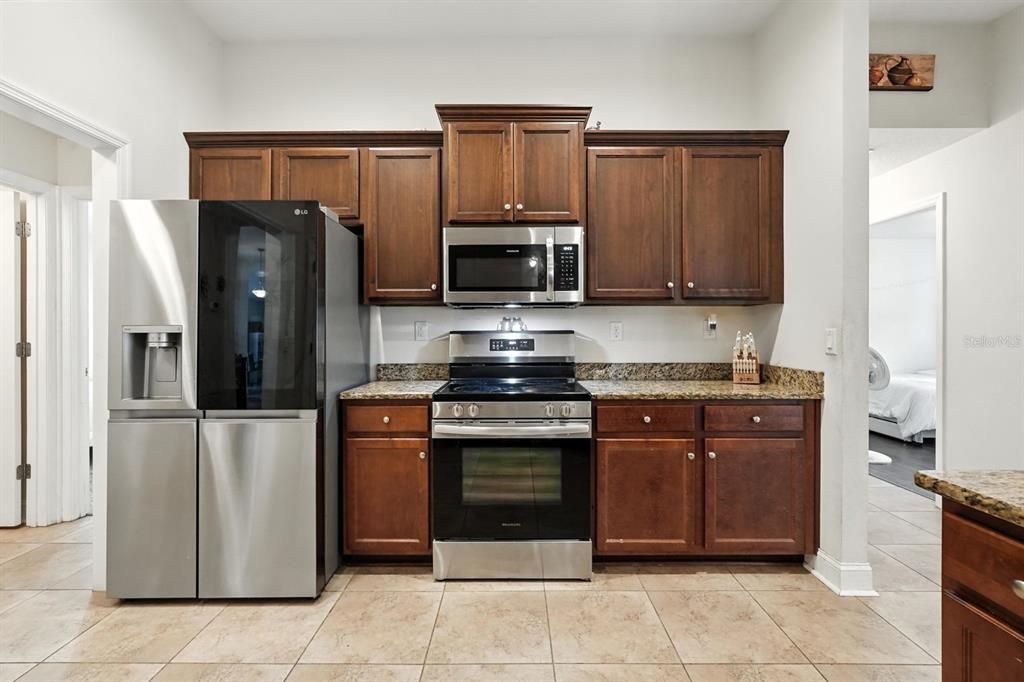 待售: $339,000 (4 贝兹, 3 浴室, 2254 平方英尺)