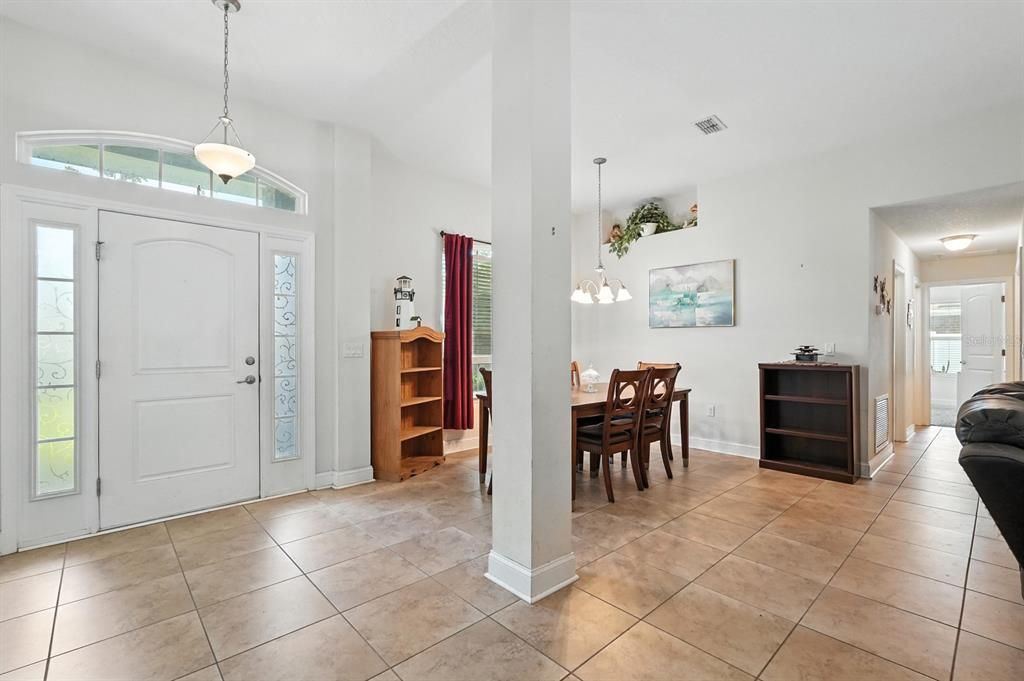 待售: $339,000 (4 贝兹, 3 浴室, 2254 平方英尺)