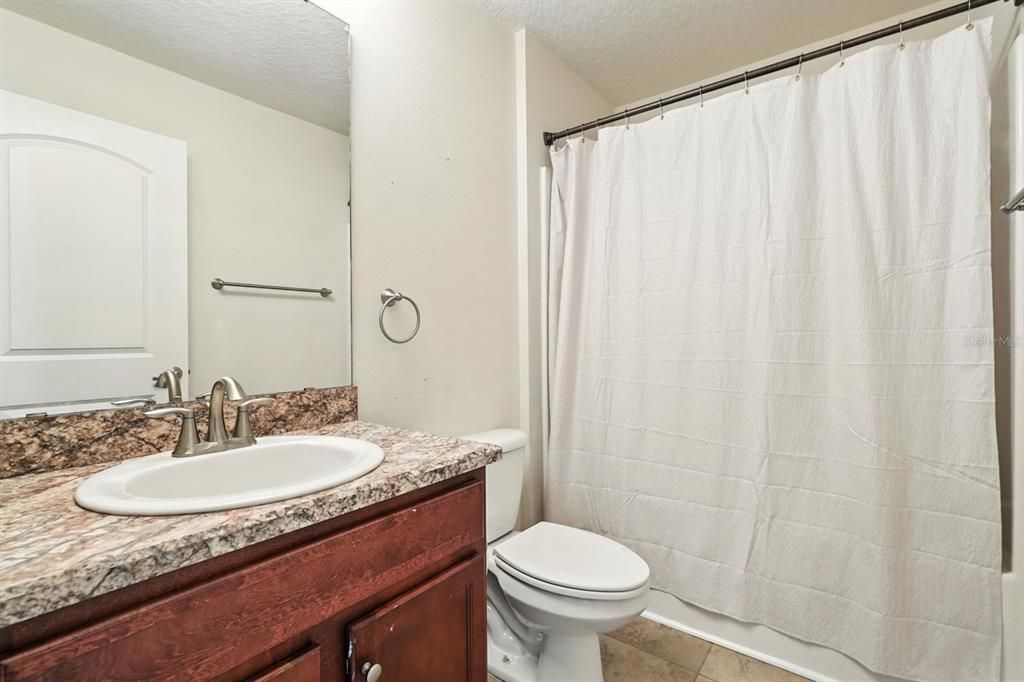 待售: $339,000 (4 贝兹, 3 浴室, 2254 平方英尺)