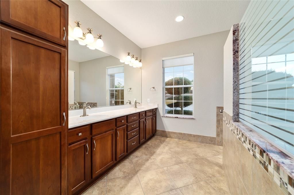 For Sale: $439,400 (3 beds, 2 baths, 2413 Square Feet)