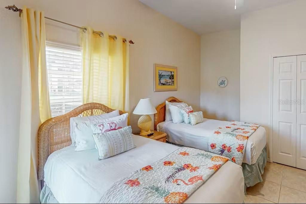 En Venta: $192,000 (2 camas, 2 baños, 1307 Pies cuadrados)