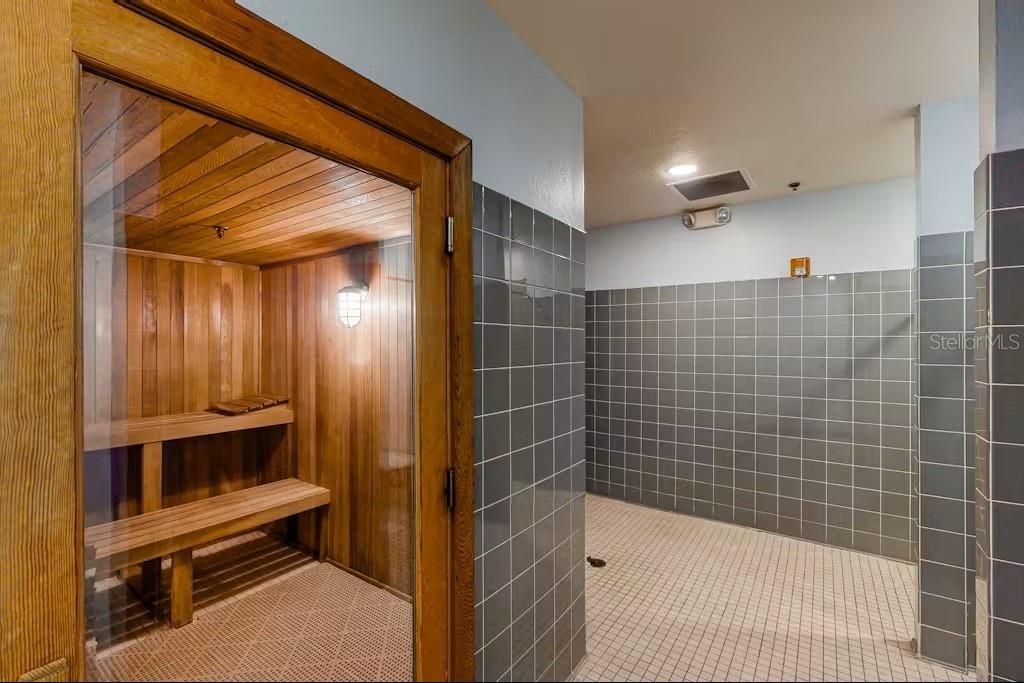 En Venta: $192,000 (2 camas, 2 baños, 1307 Pies cuadrados)