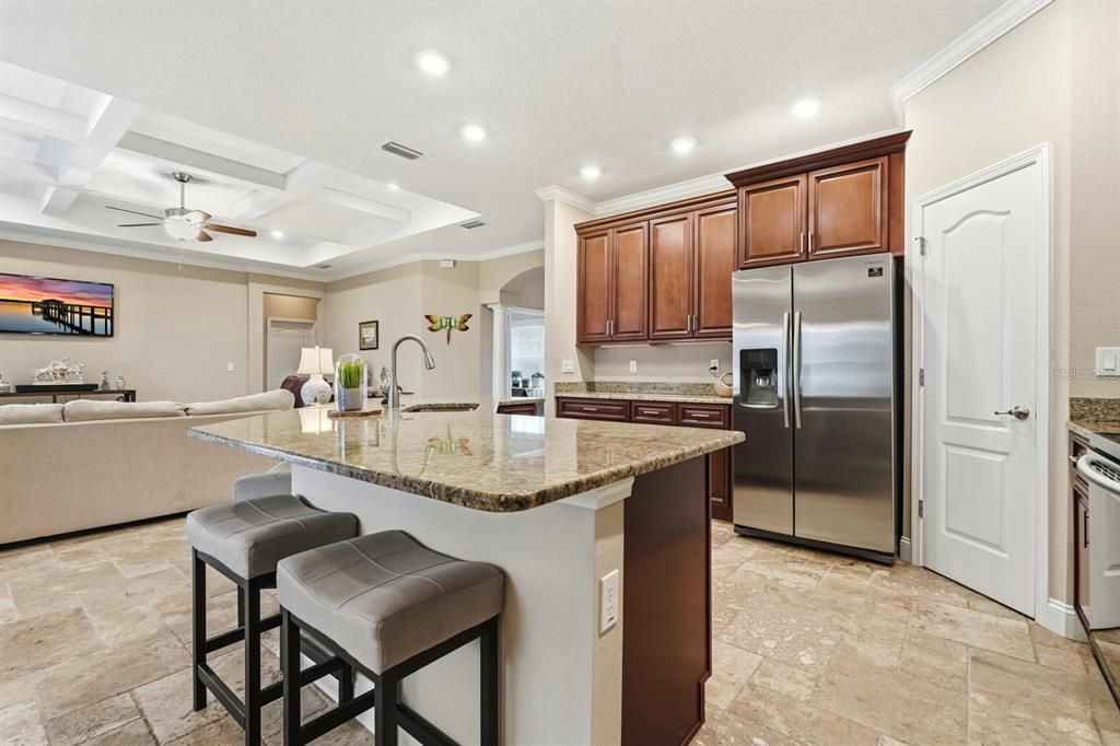 待售: $455,000 (3 贝兹, 2 浴室, 2041 平方英尺)