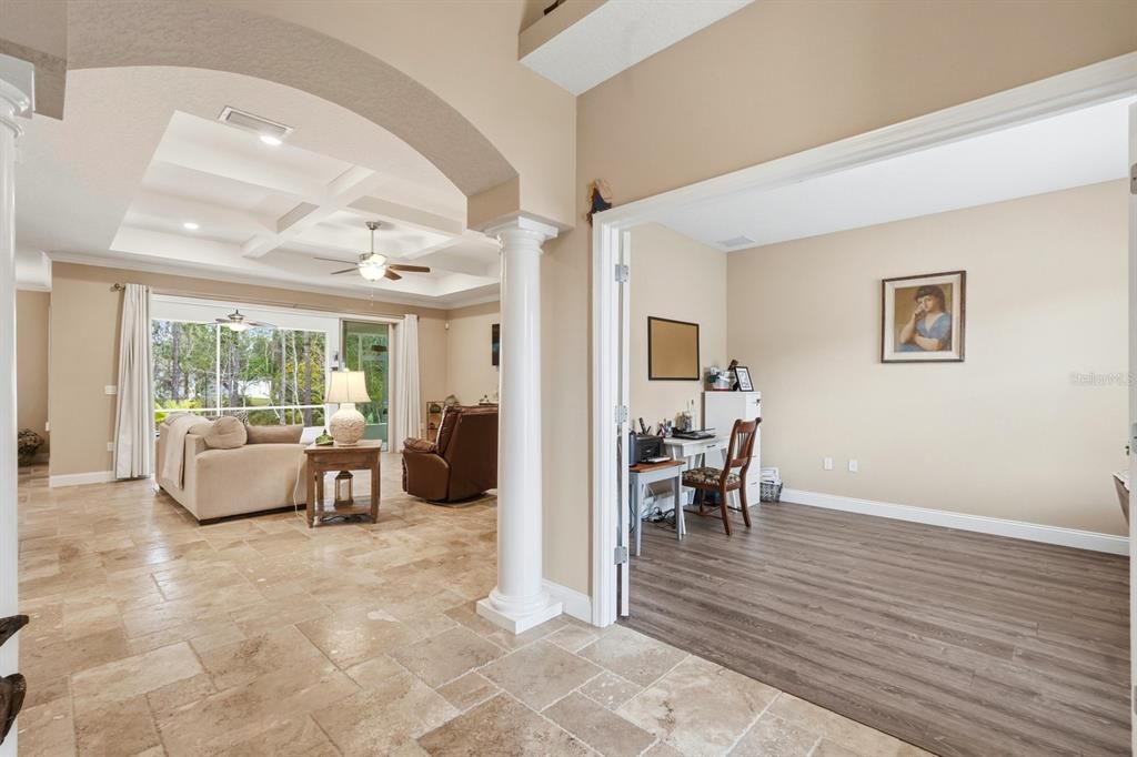 待售: $455,000 (3 贝兹, 2 浴室, 2041 平方英尺)