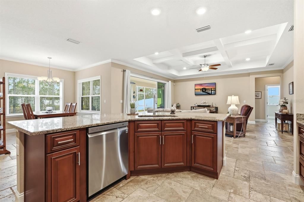 待售: $455,000 (3 贝兹, 2 浴室, 2041 平方英尺)