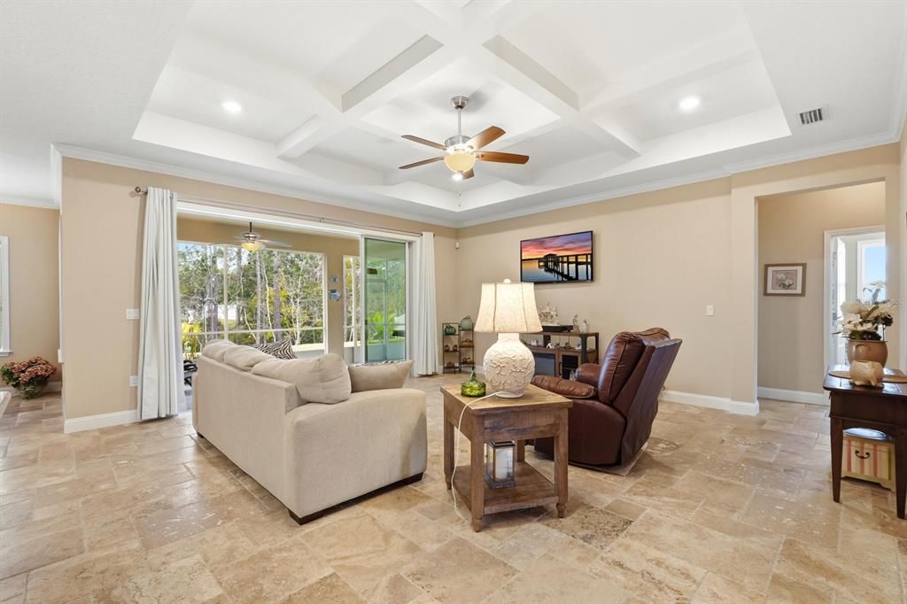 待售: $455,000 (3 贝兹, 2 浴室, 2041 平方英尺)