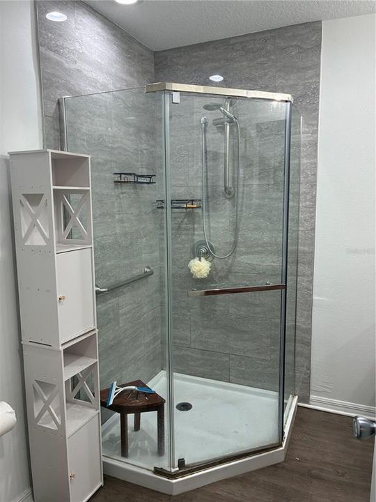 For Sale: $249,000 (3 beds, 2 baths, 1498 Square Feet)