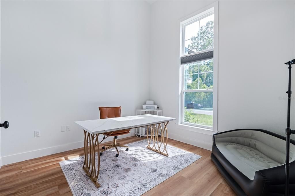 En Venta: $650,000 (4 camas, 3 baños, 2495 Pies cuadrados)