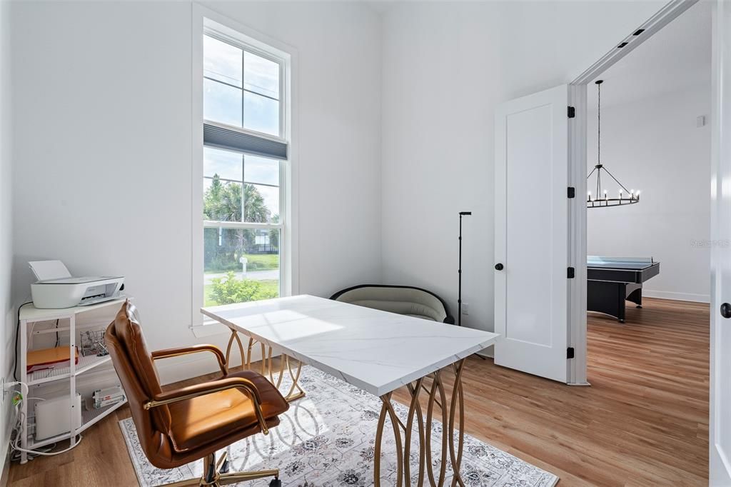 En Venta: $650,000 (4 camas, 3 baños, 2495 Pies cuadrados)