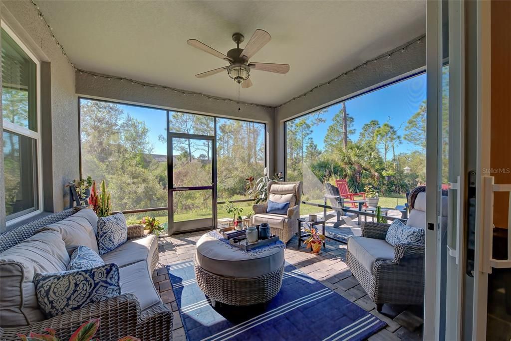 For Sale: $564,000 (3 beds, 3 baths, 2177 Square Feet)