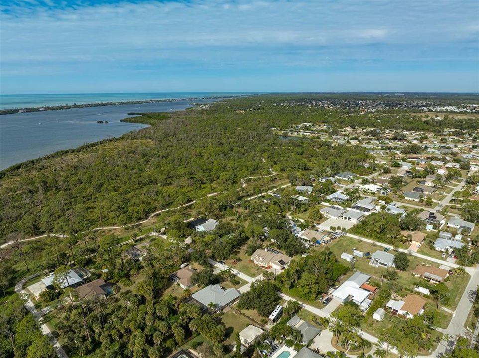 待售: $650,000 (3 贝兹, 2 浴室, 2107 平方英尺)