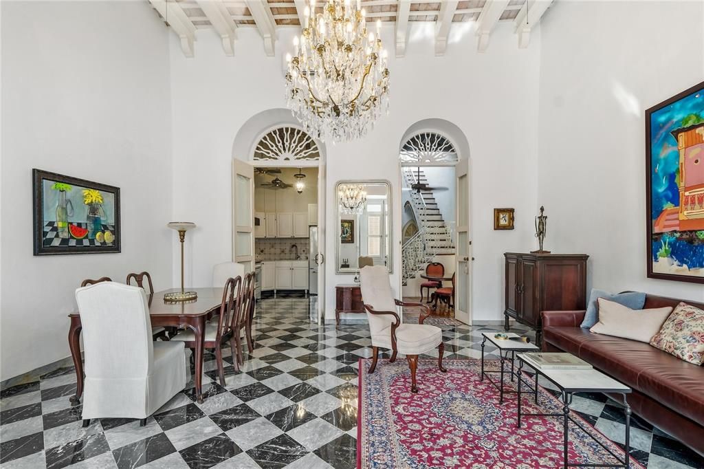 В аренду: $7,000 (2 спален, 2 ванн, 1900 Квадратных фут)