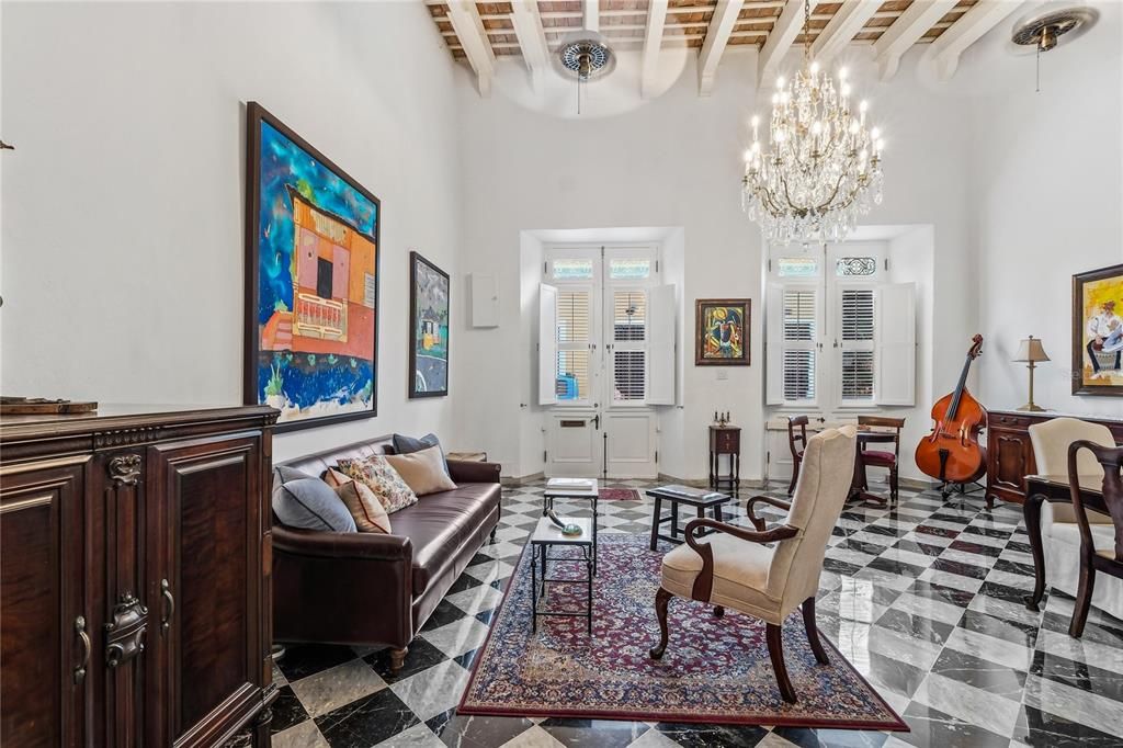 В аренду: $7,000 (2 спален, 2 ванн, 1900 Квадратных фут)