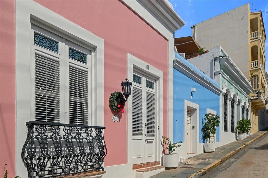 В аренду: $7,000 (2 спален, 2 ванн, 1900 Квадратных фут)