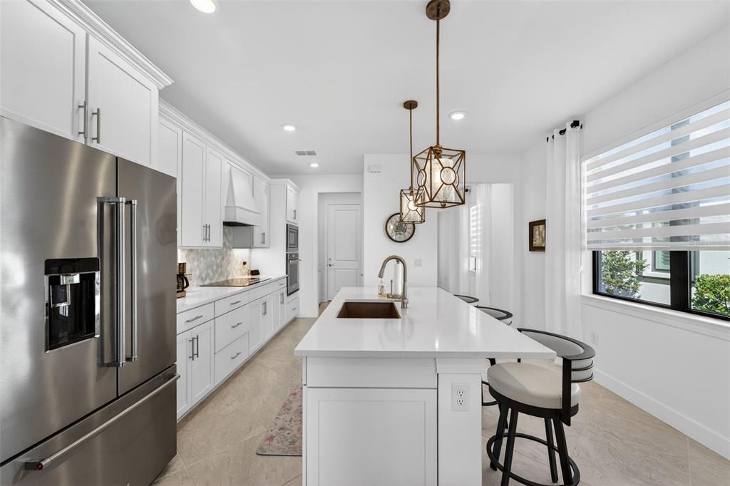 For Sale: $395,000 (2 beds, 2 baths, 1654 Square Feet)