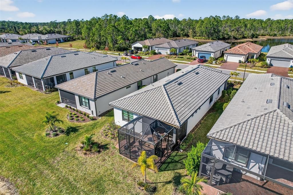 For Sale: $395,000 (2 beds, 2 baths, 1654 Square Feet)