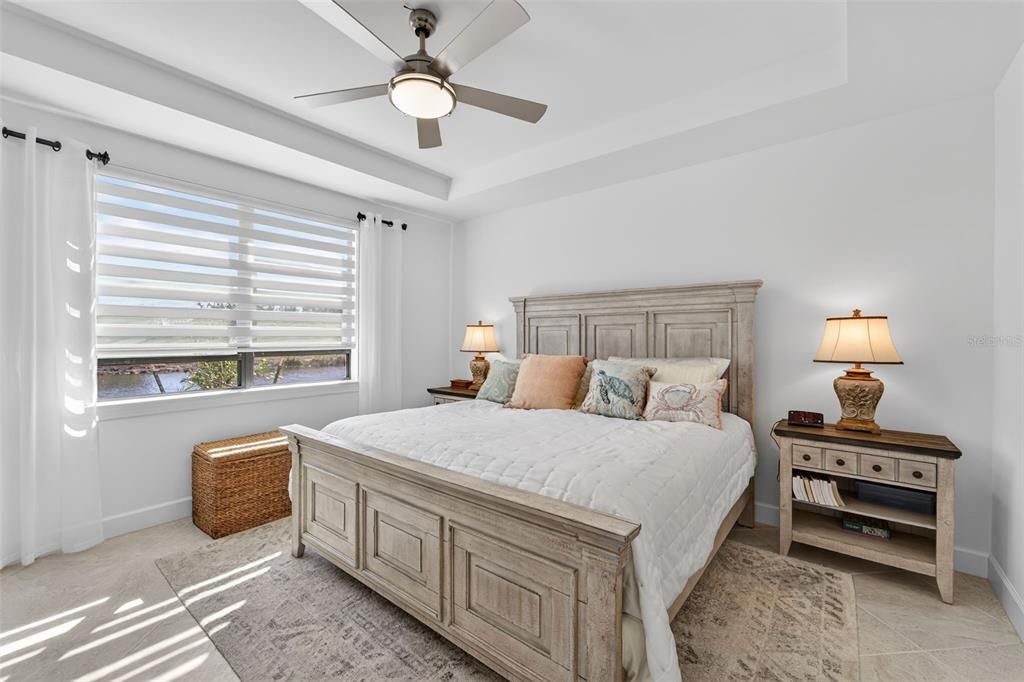 For Sale: $395,000 (2 beds, 2 baths, 1654 Square Feet)