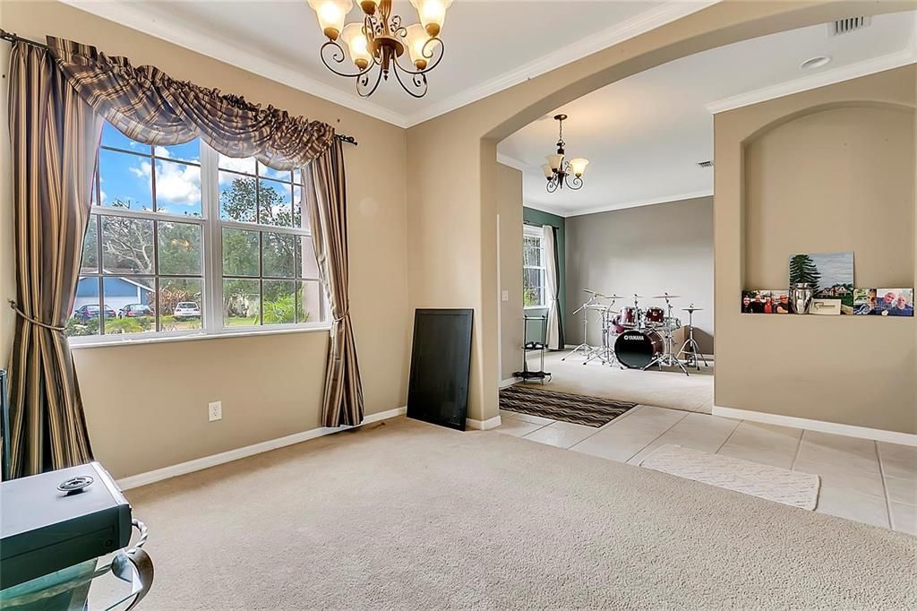 На продажу: $425,000 (3 спален, 2 ванн, 1763 Квадратных фут)