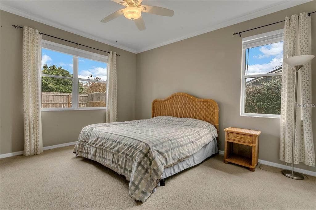 На продажу: $425,000 (3 спален, 2 ванн, 1763 Квадратных фут)