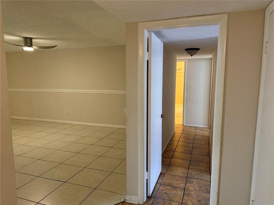 出租: $1,976 (3 贝兹, 2 浴室, 1432 平方英尺)