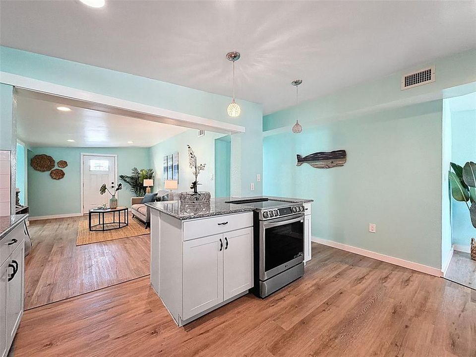 En Venta: $329,975 (3 camas, 2 baños, 1440 Pies cuadrados)